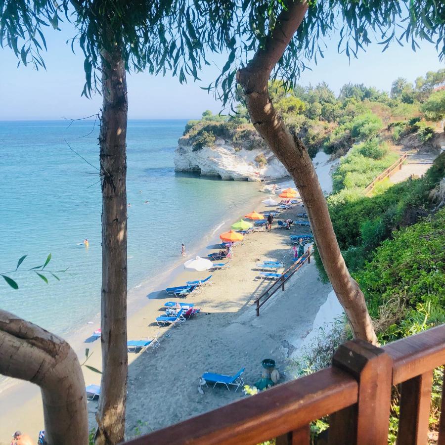 Governors Beach Costas Apts Esterno foto