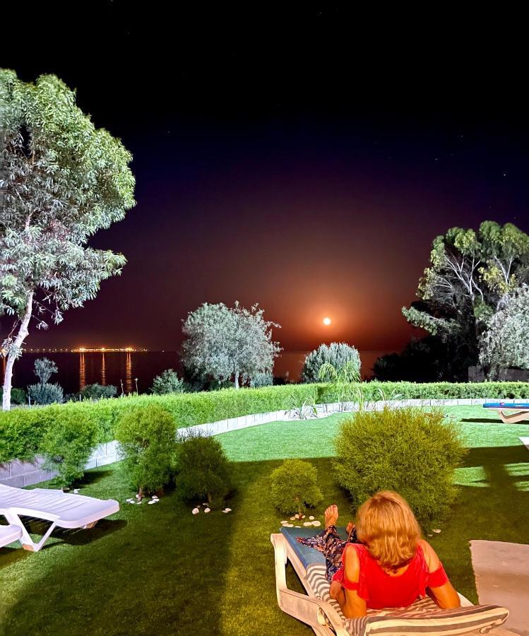 Governors Beach Costas Apts Esterno foto