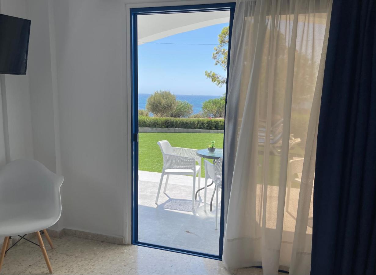 Governors Beach Costas Apts Esterno foto