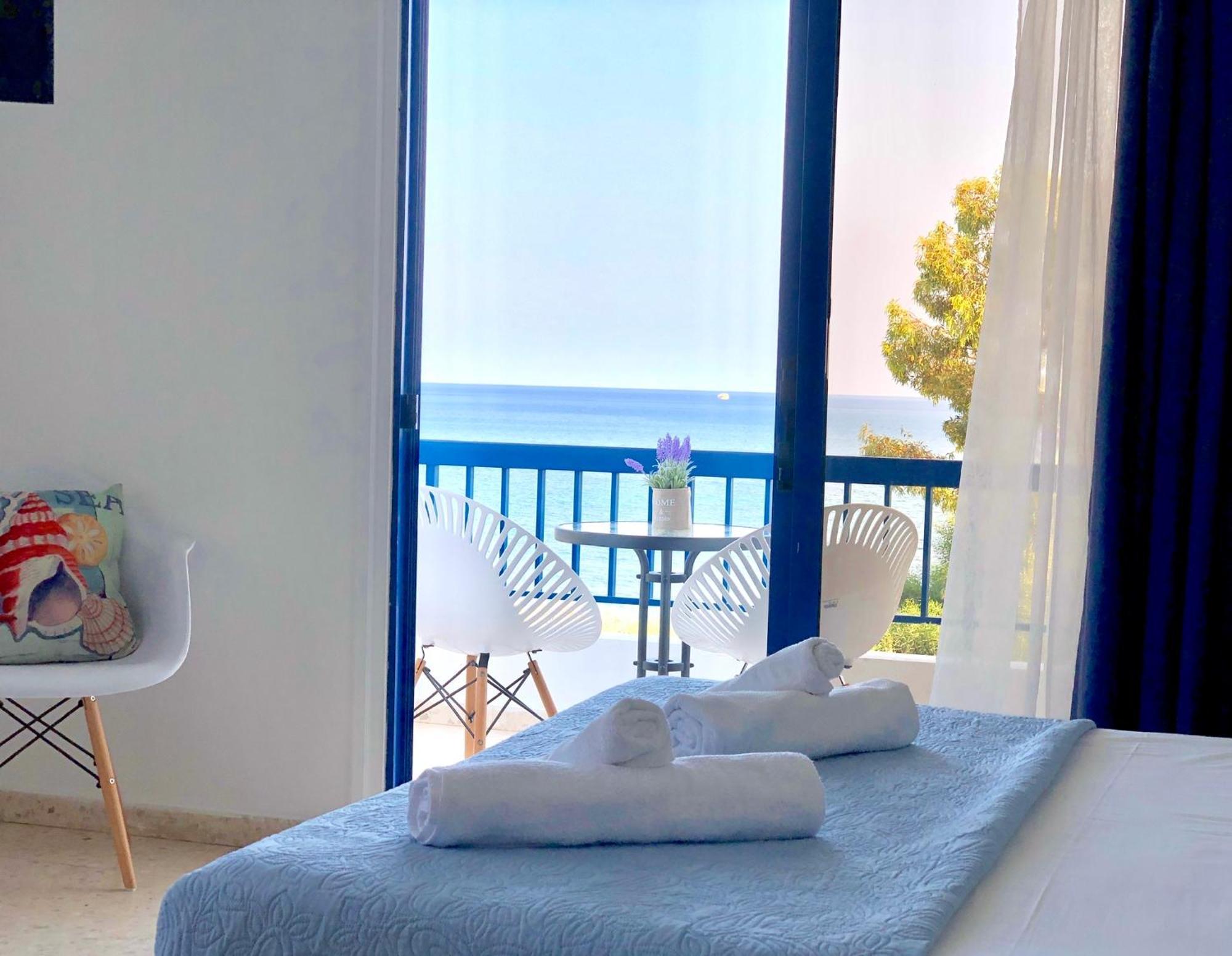 Governors Beach Costas Apts Esterno foto
