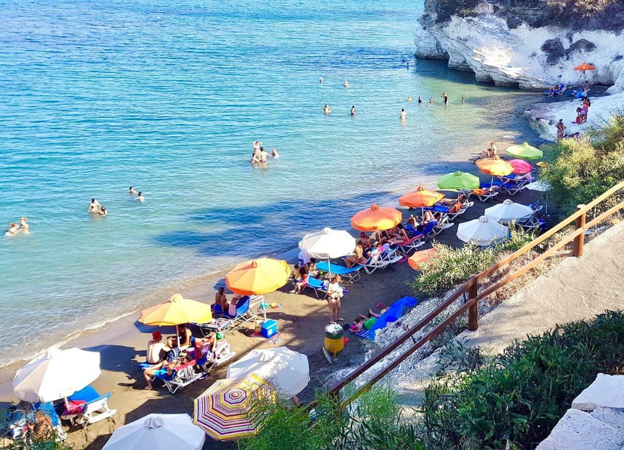 Governors Beach Costas Apts Esterno foto