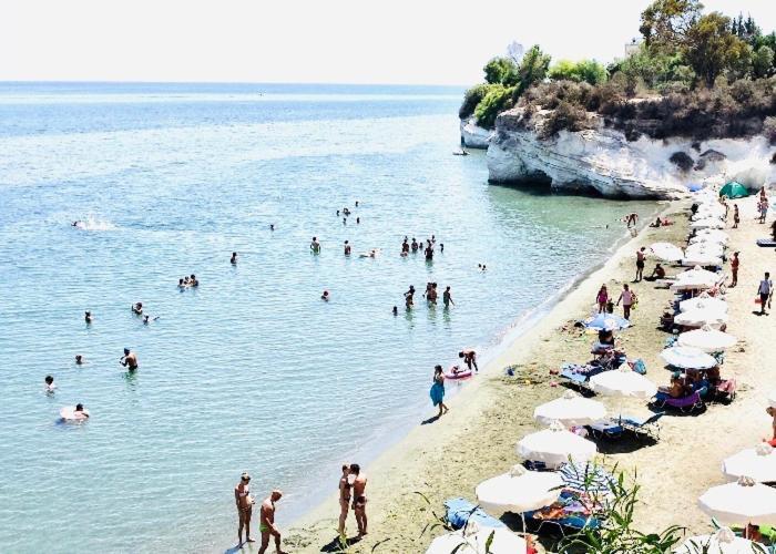 Governors Beach Costas Apts Esterno foto