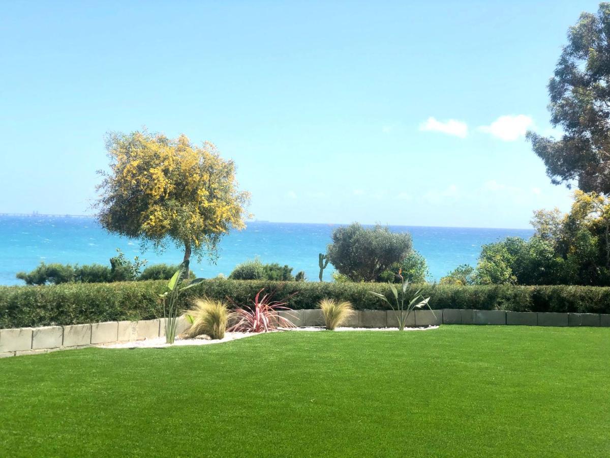 Governors Beach Costas Apts Esterno foto